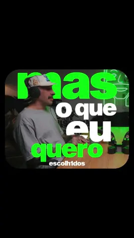 Que Ele sempre esteja em primeiro 🤍 #Deus #edit #gospel #musica #éele #jesus #cristo #deus #edit #escolhidos #evangelho #biblia #jesuscopy 