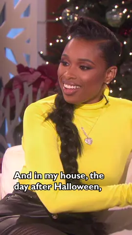 @Jennifer Hudson is crazy about Christmas. 🎄 #theellenshow #jenniferhudson #christmas #christmasdecor 