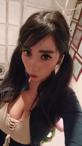 no se burlen de mi, yo sola me burlo de mi. Soy mi peor enemigo jaja