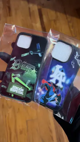 Te regalamos un protrctor para tu pantalla o un cargador con cada compra🙌 Disponibles desde modelos iPhone XR 🔥 #ranchohumilde #losct #edicionespecial #elmago #dandy #dandyhats #dandyhatsmx #dandyhatscorrido #dandyhatsdrop #dandyhatsrudeawakenigss 