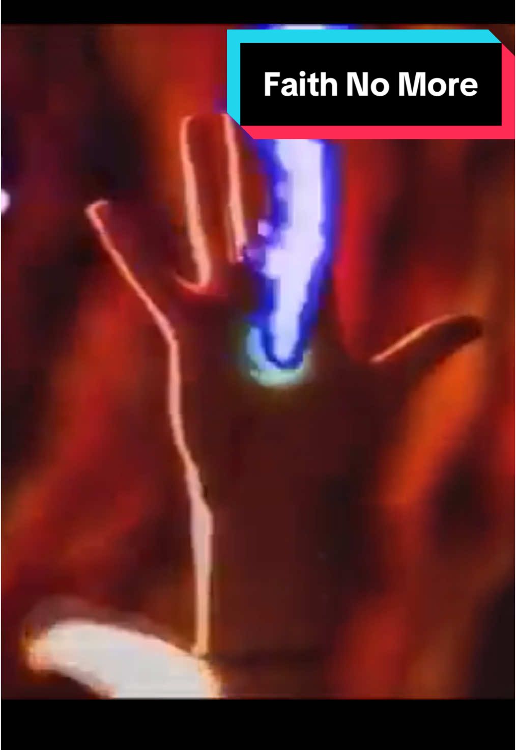Faith No More - Epic #live #music #funkmetal #alternativerock #alternativemetal #rapmetal #postpunk #faithnomore #usa #rockoli_n_roll #musicisoxytocin #donne4u #rocknroll #classic #video #rockolclassic #rockoliandroll #rockolinroll #🤘😎 