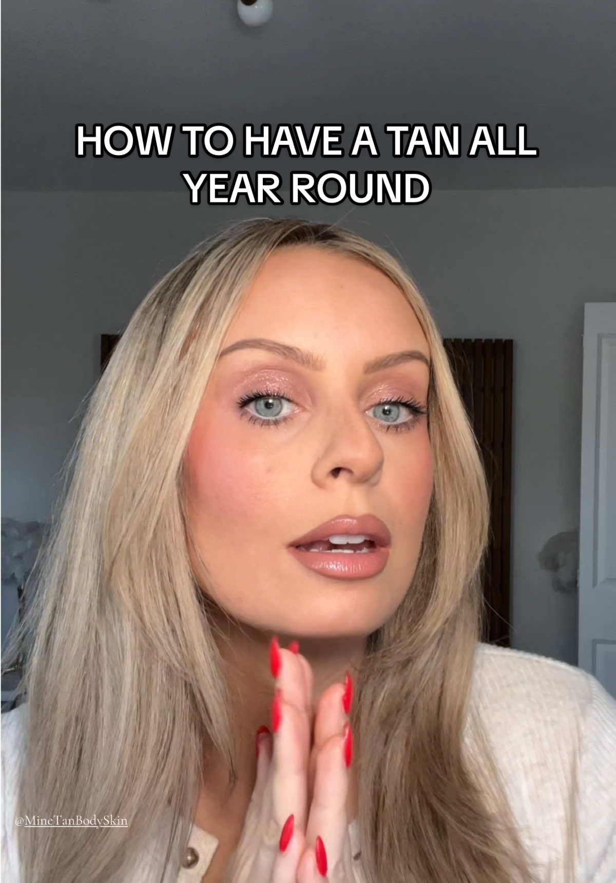 no such thing as a winter glow down when you have a tan with these @MineTan Body Skin bronze drops.. to have one all year round use MEL25 for 25% off online at www.minetanbodyskin.com #minetan #minetanresults #selftanner #facetanner #bronzed #selftanning 