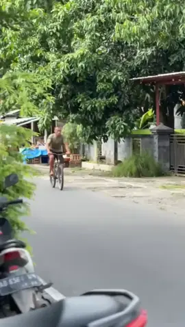#komedia sepeda jalan gila 🤔🤔🤔
