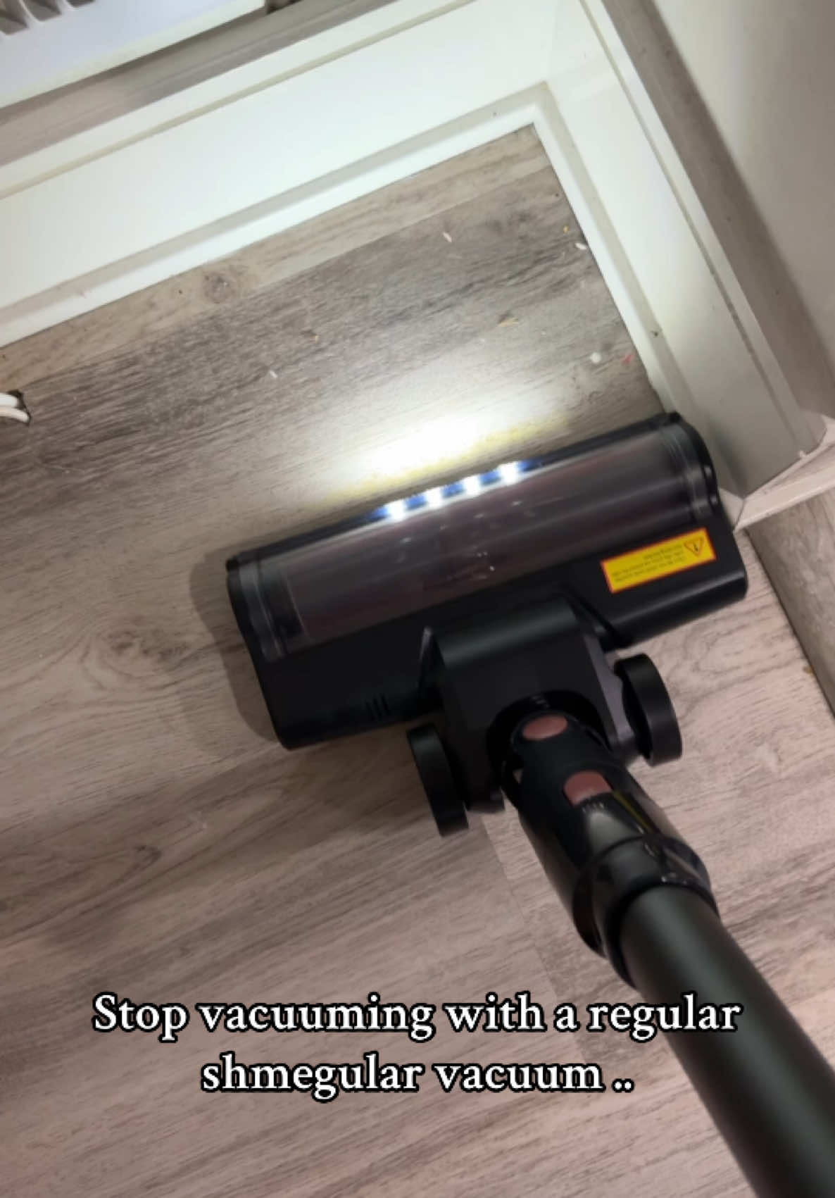 Regular shmegular vacuums aren’t cutting it in this house 🙅🏼‍♀️ Our Homeika vacuum cleaner is unmatched ✨ #vacuum #vacuumcleaner #tiktokshop #newyearnewaura 