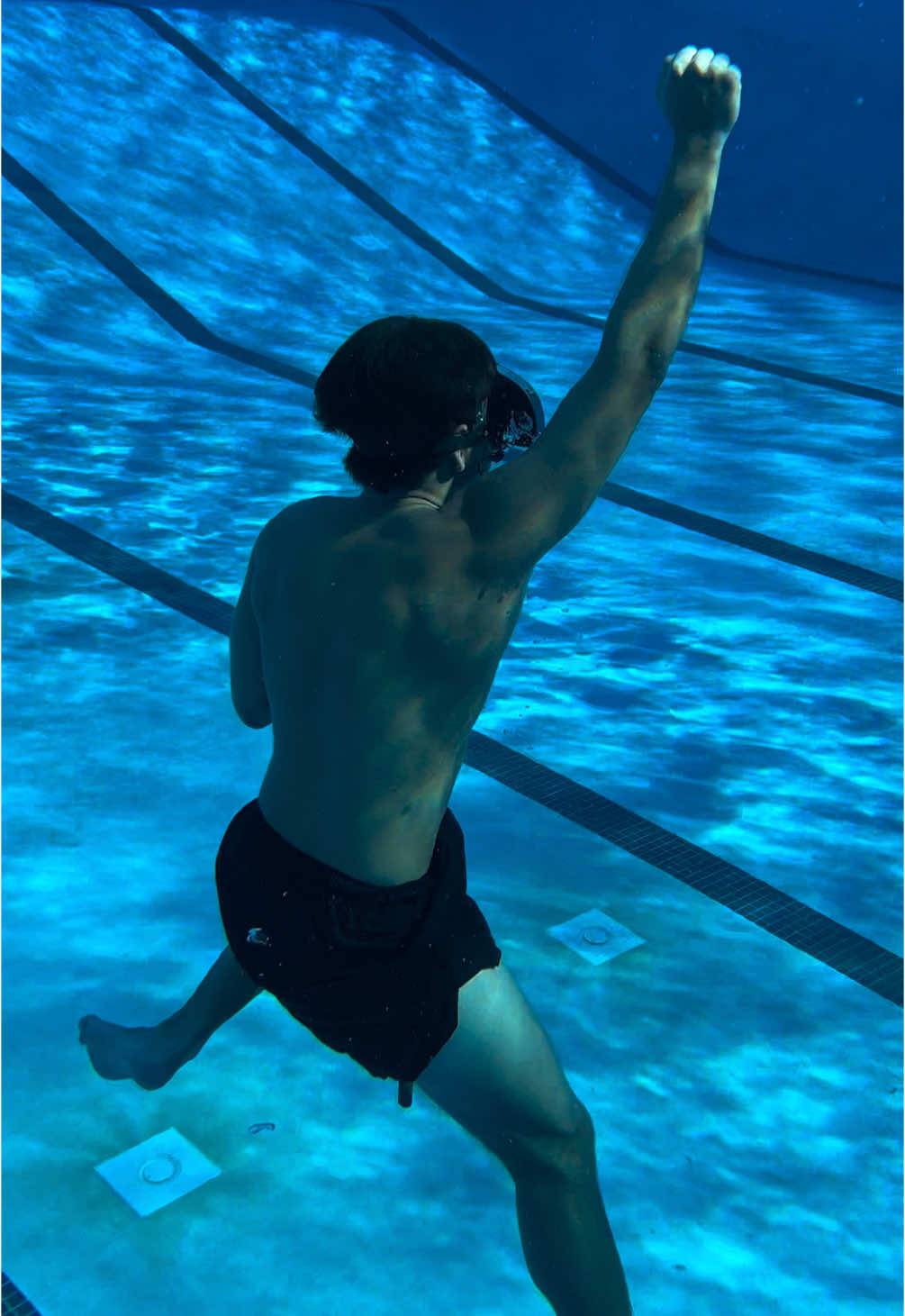 Special Operations candidates conducting pre-SCUBA training exercises. 📍Reconnaissance Training Co., Camp Pendleton, California: SOCOM Athlete Hell Day San Clemente Event.  #specialforces #socomathlete #navyseals #navyseal #reconmarine #marinerecon #navysealtraining #navysealworkout #swimming #swim #diving #divingboard #pararescue #lifeguard #aircorcepj #specialwarfare #marines #usmc #semperfi #marinecorps #oorah #marsoc #navydiver #navybootcamp #navy #rotc #jrotc #seacadets #civilairpatrol #hellday #helldayevent