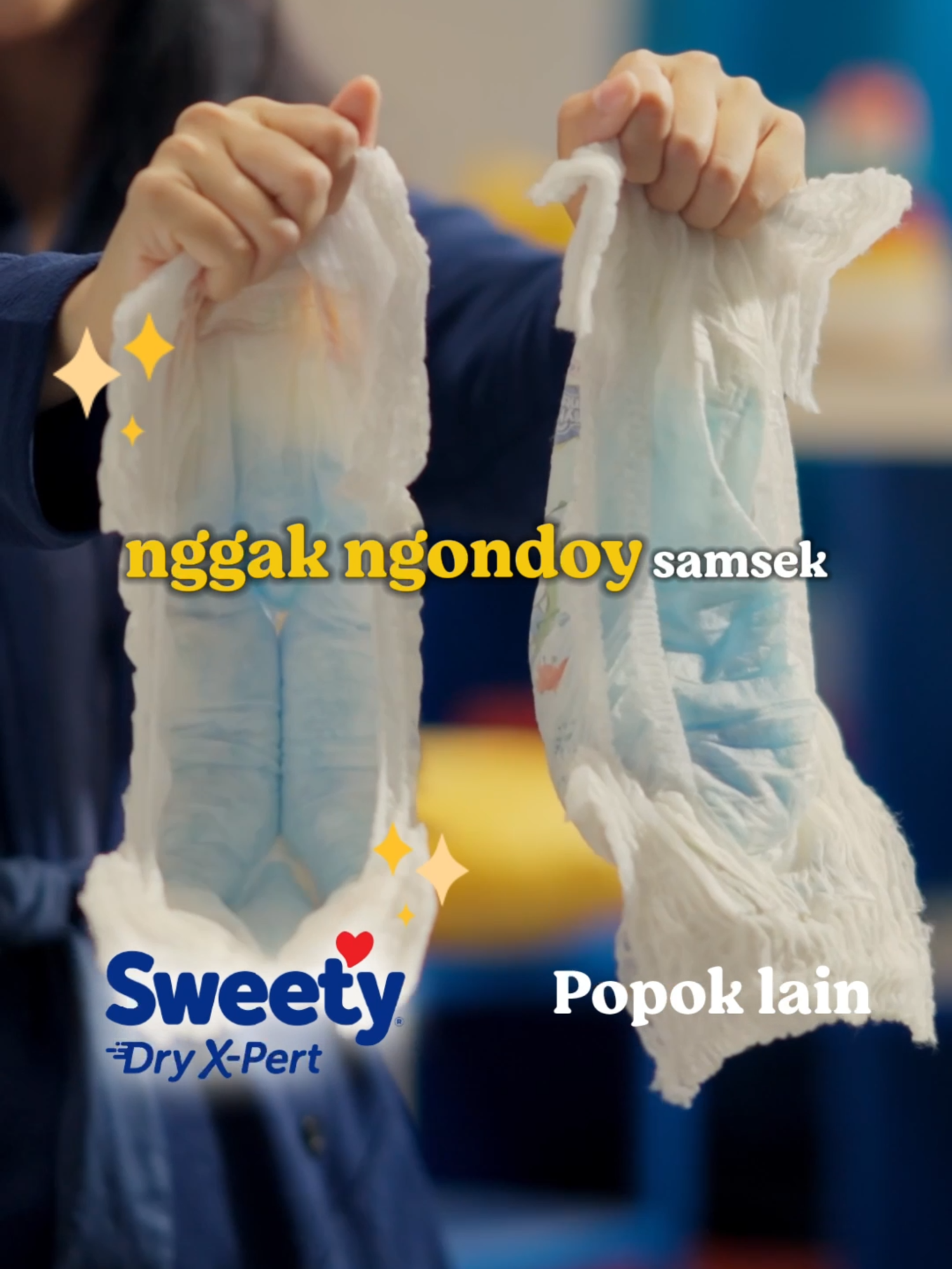 Terbukti gak nih kalau Sweety Dry X-Pert beneran gak gembung? Terbukti kaaaan?  Pee-pee langsung terserap merata, gak pakai sisa! Udah coba diputar sampai dipelintir pun tetap gak bocor lhooo! Penasaran sama teknologi Sweety Dry X-Pert? Cuma Sweety yang bisa… Buktiin langsung sendiri!  #TenangAdaSweety #CumaSweetyYangBisa
