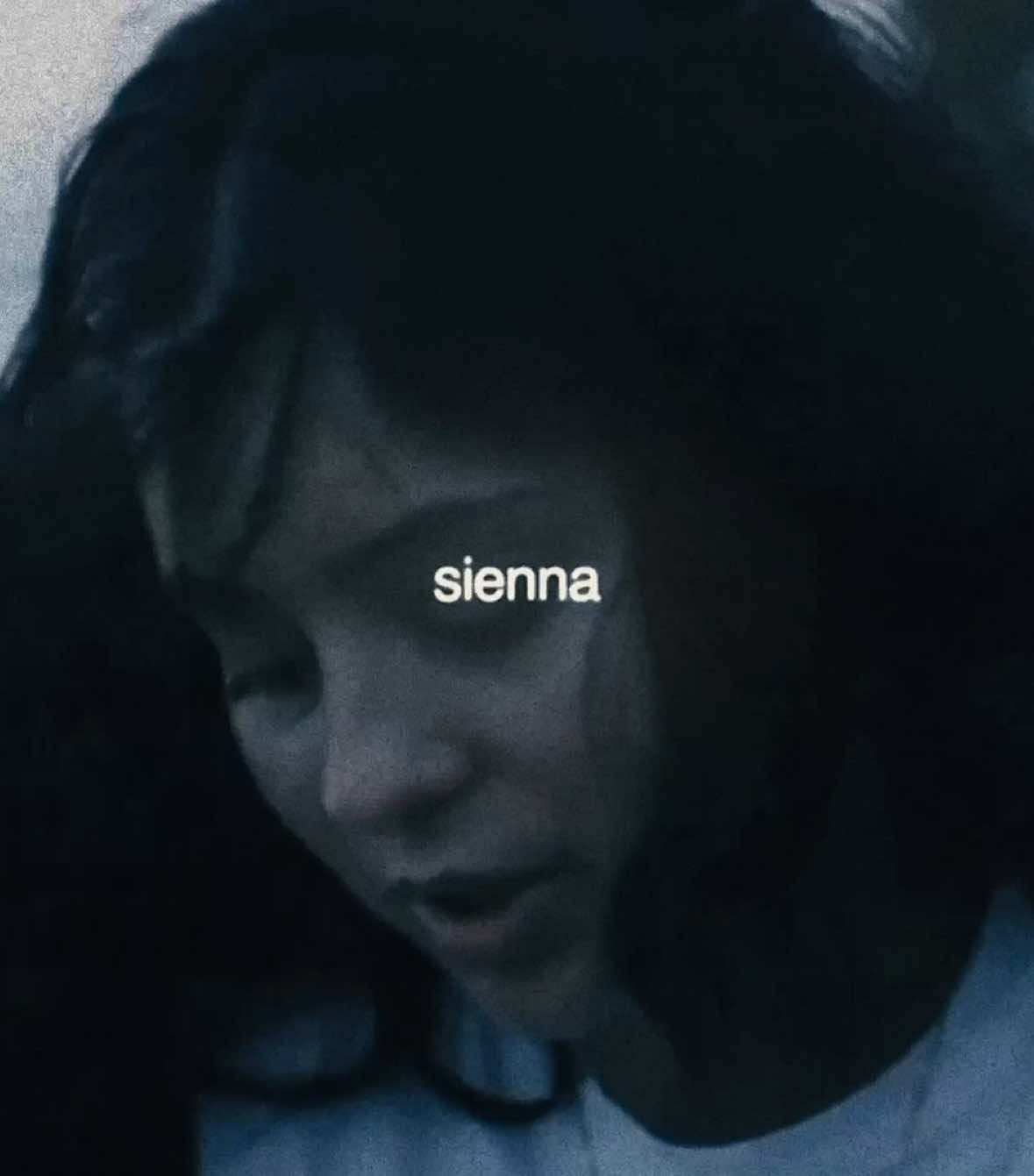 sienna 😞 #waves2019 #alexademie #alexislopez #themarias 