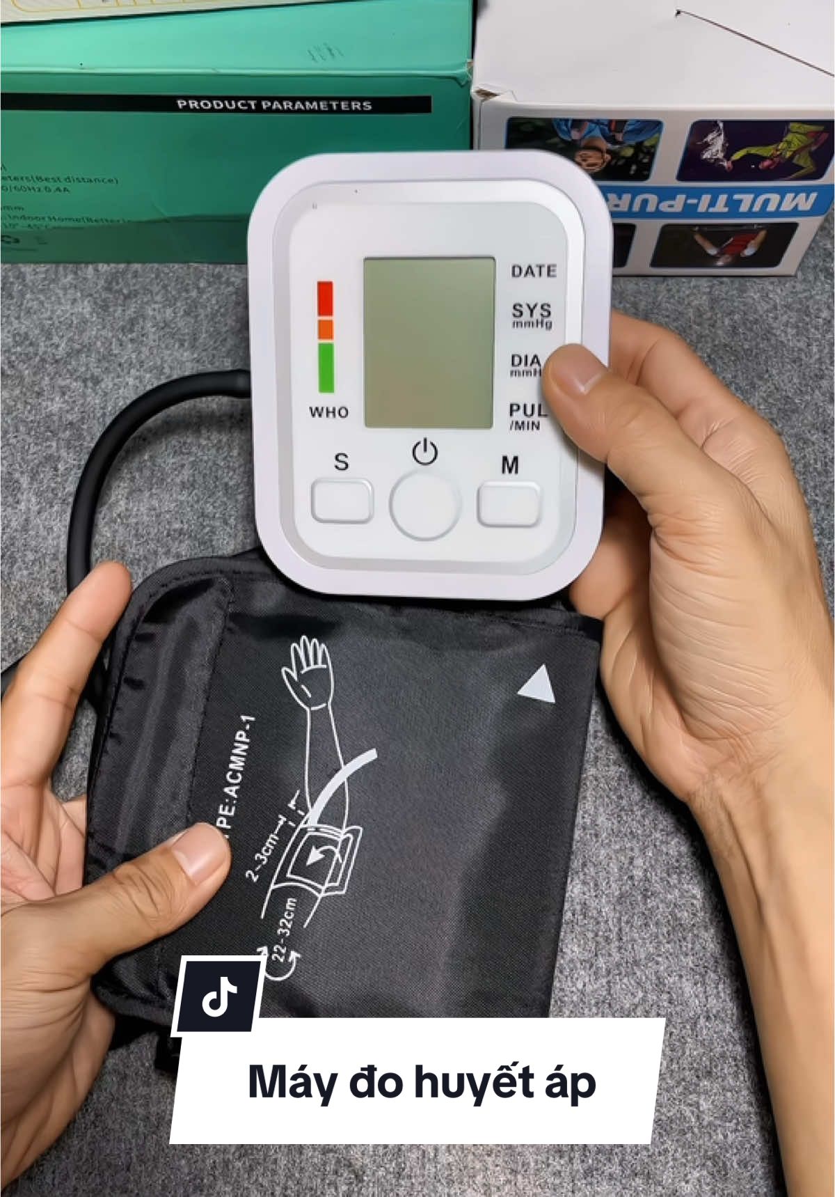 Máy đo huyết áp điện tử nhỏ gọn dễ dùng. #maydohuyetap #maydohuyetapdientu #maydohuyetaptainha 