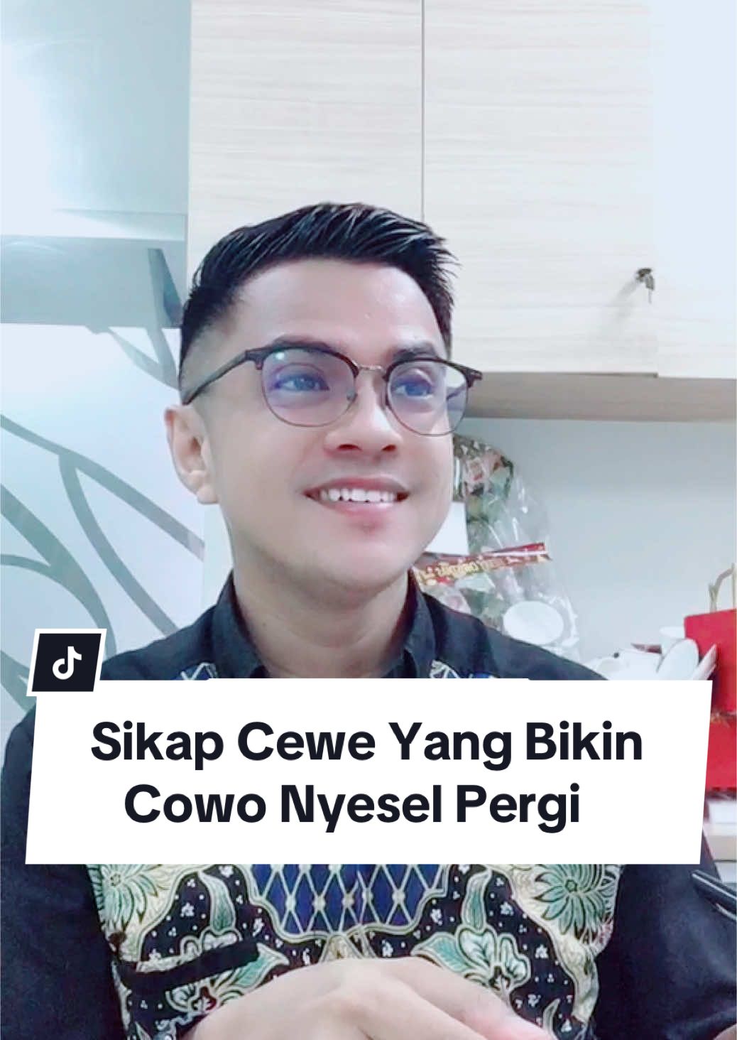 sikap Cewe Yang Bikin Cowo Nyesel Pergi #fypage #fypシ゚ #fypdong #sikapcowok #sikap #nyesel #pergi #cowok #cewek #viraltiktok #viralvideo 