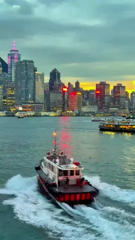 📍Hong Kong,China You have entered Hong Kong, China! Let me take you to appreciate the beauty of Victoria Harbour! #hongkong ##beautifulview #travel #VictoriaHarbour #China