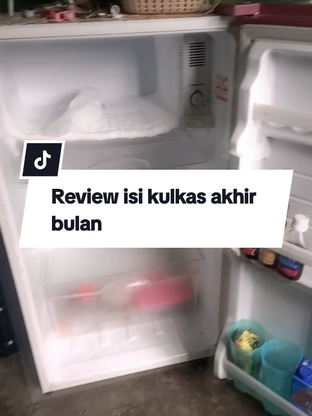 udah dari beberapa hari, baru sadar sekarang kalau ternyata sangat kosong isinya 😆 #fyp #isikulkas 