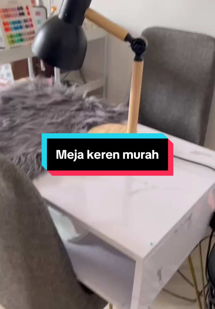 Meja kerja keren murah cuma 200k #meja #nailart #mejakerja #mejanailart #affiliatepemula #fyp #cuancuan #fy #jualanonline #nailartviral @Kukunyamaulida 