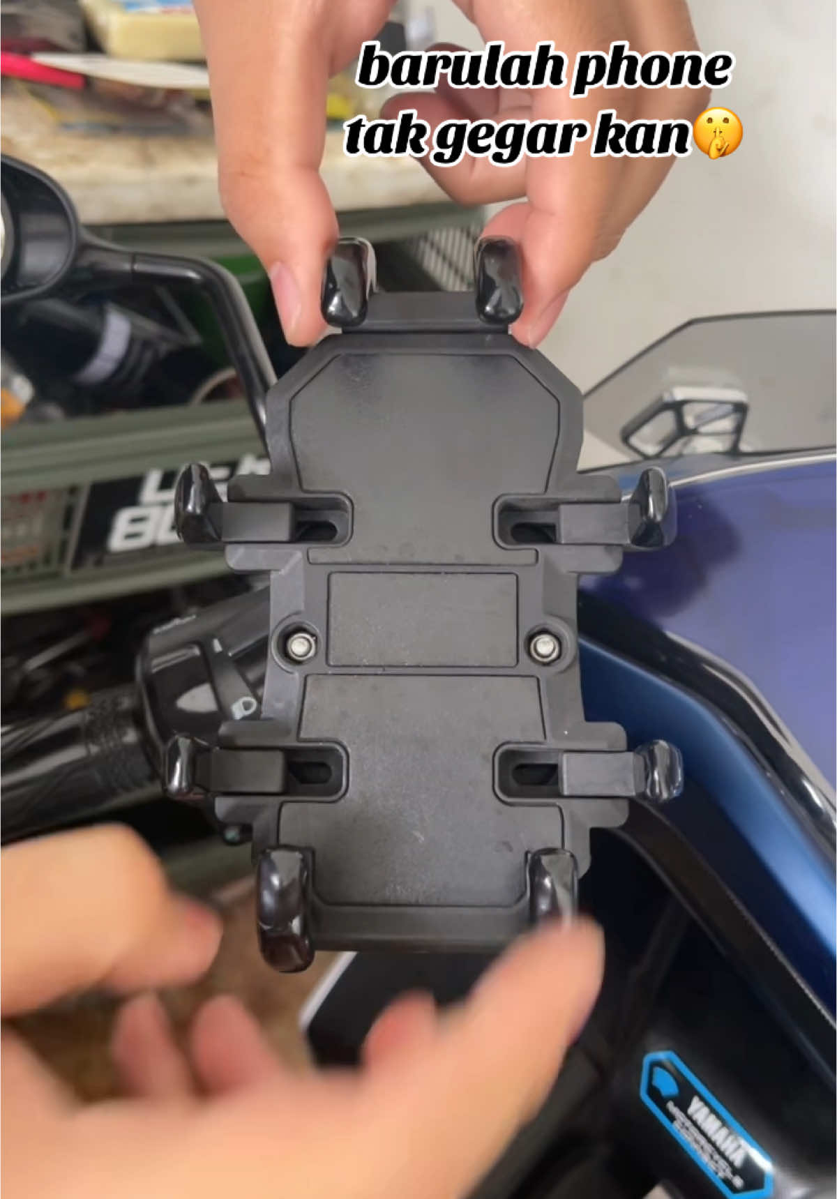 nak kualiti jangan tanya harga😗.    #fyp #fypシ #affiliatemarketing #phone #holder motor while riding #phoneholder 