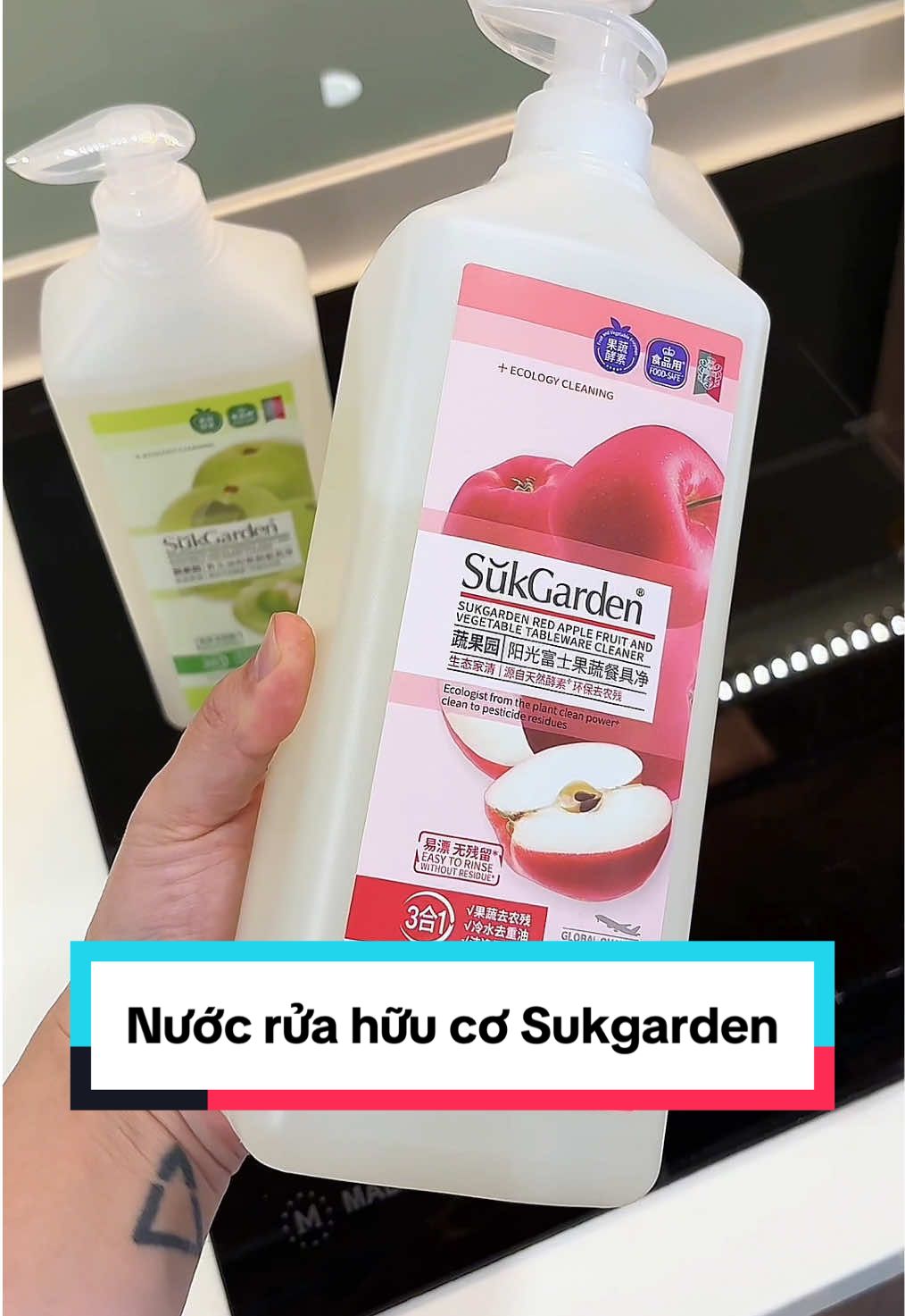 Nước rửa hữu cơ Sukgarden vừa rửa rau củ quả vừa rửa sạch dầu mỡ chén bát, chai gần 1,3L mà chỉ hơn 100 đa năng hữu dụng thật sự nha #nuocruaraucu #nuocruahuucosukgarden #sukgarden 
