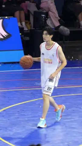 ความฝันอย่างนึง คือได้เห็นพี่ตั้งเล่นบาส ตอนนี้ฝันเป็นจริงแล้ว 🥹 ผู้ชายเล่นกีฬาคือสเปค #gmmtvstarlympics2024  #phuwintang 