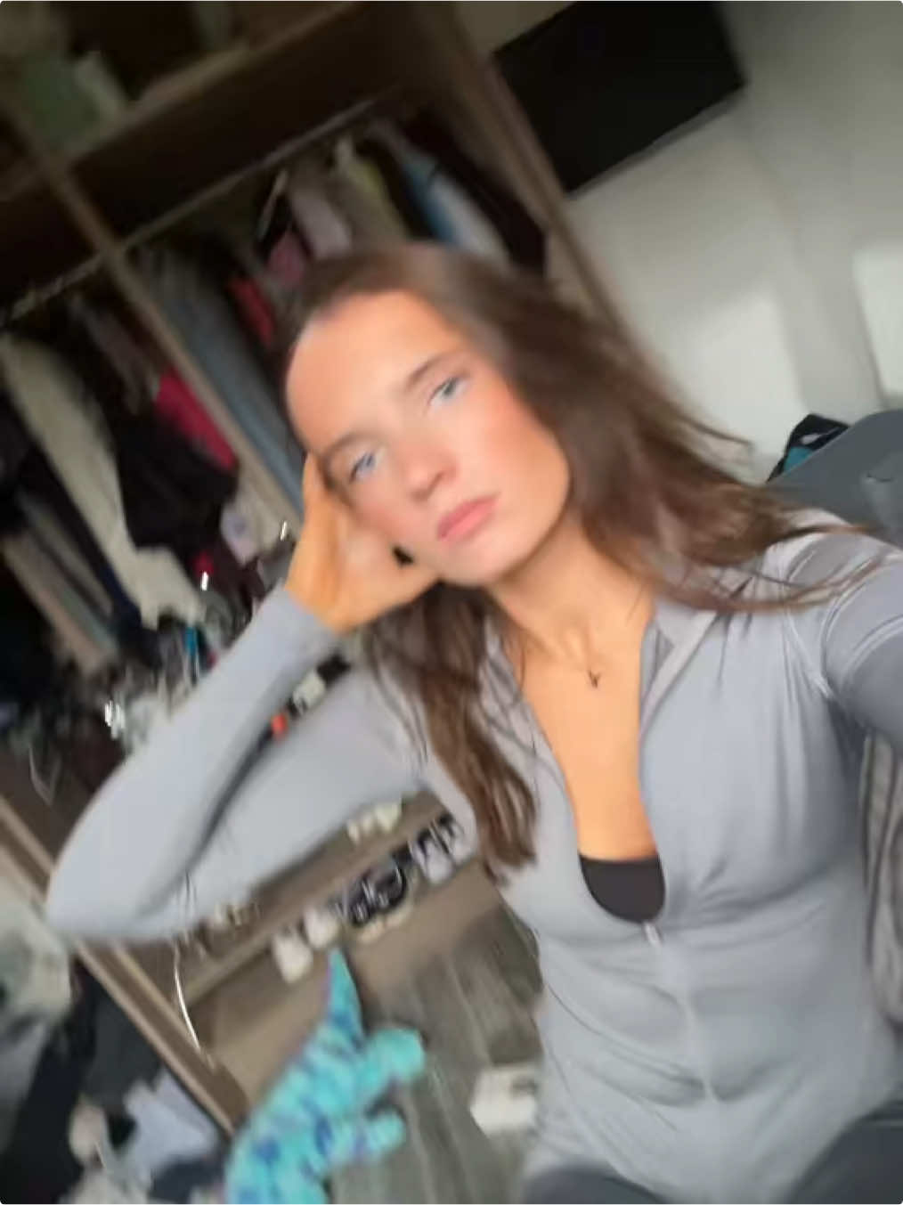 ignore the mess of my room pls