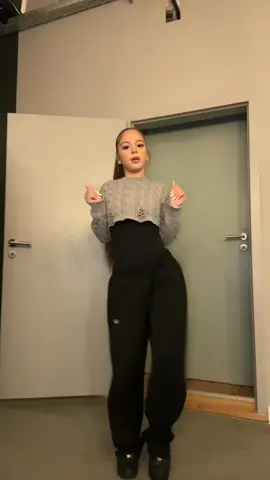 PUSH IT #fyp #goviralt #zahide #dances #tyla @Tyla @𝐙𝐀𝐇𝐈𝐃𝐄 
