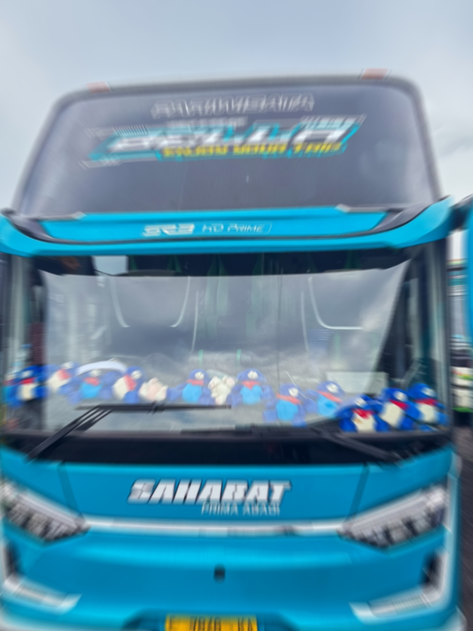 HELLO 🔥❤️ BIG BUS PO SAHABAT READY JARAK JAUH 59 SEAT DIJAMIN NYAMAN.... LET'S BOOK IG @TRAVELKARAWANG @JANGANLUPAJALAN  . . . #sewabuspariwisata #sewabuskarawang #fyp #wonderfulindonesia #janganlupajalan #travelkarawang #fypシ゚ 