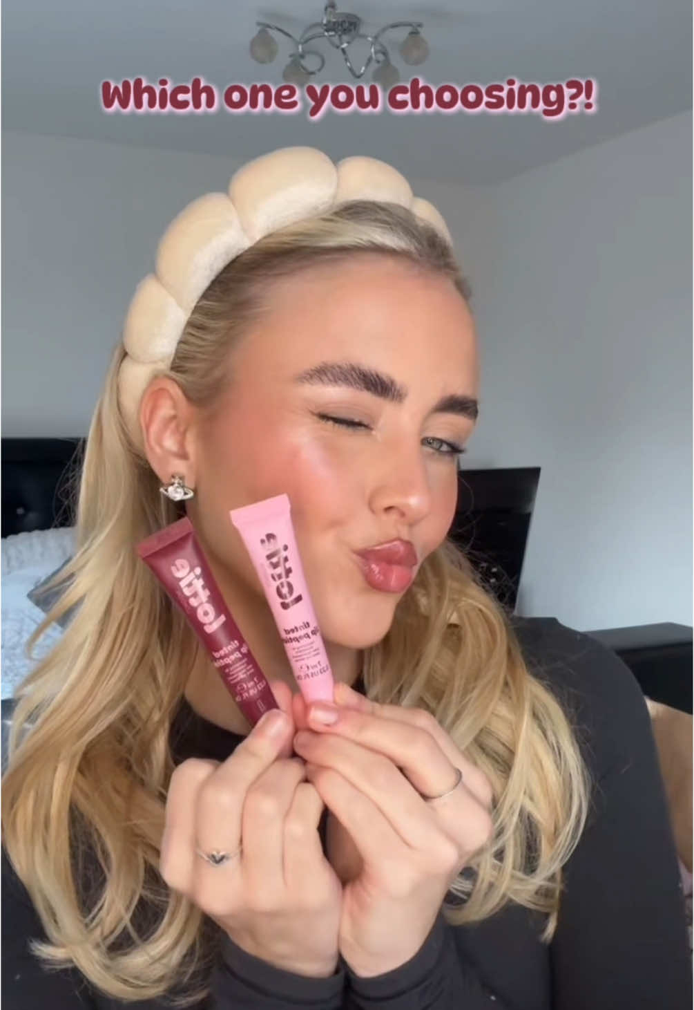 Gorgeous alone and as part of a lip combo @LottieLondon 💋 Big YES from me #lipgloss #lipbalm #peptideliptreatment #lipcombo #lottielondon #makemefamous 