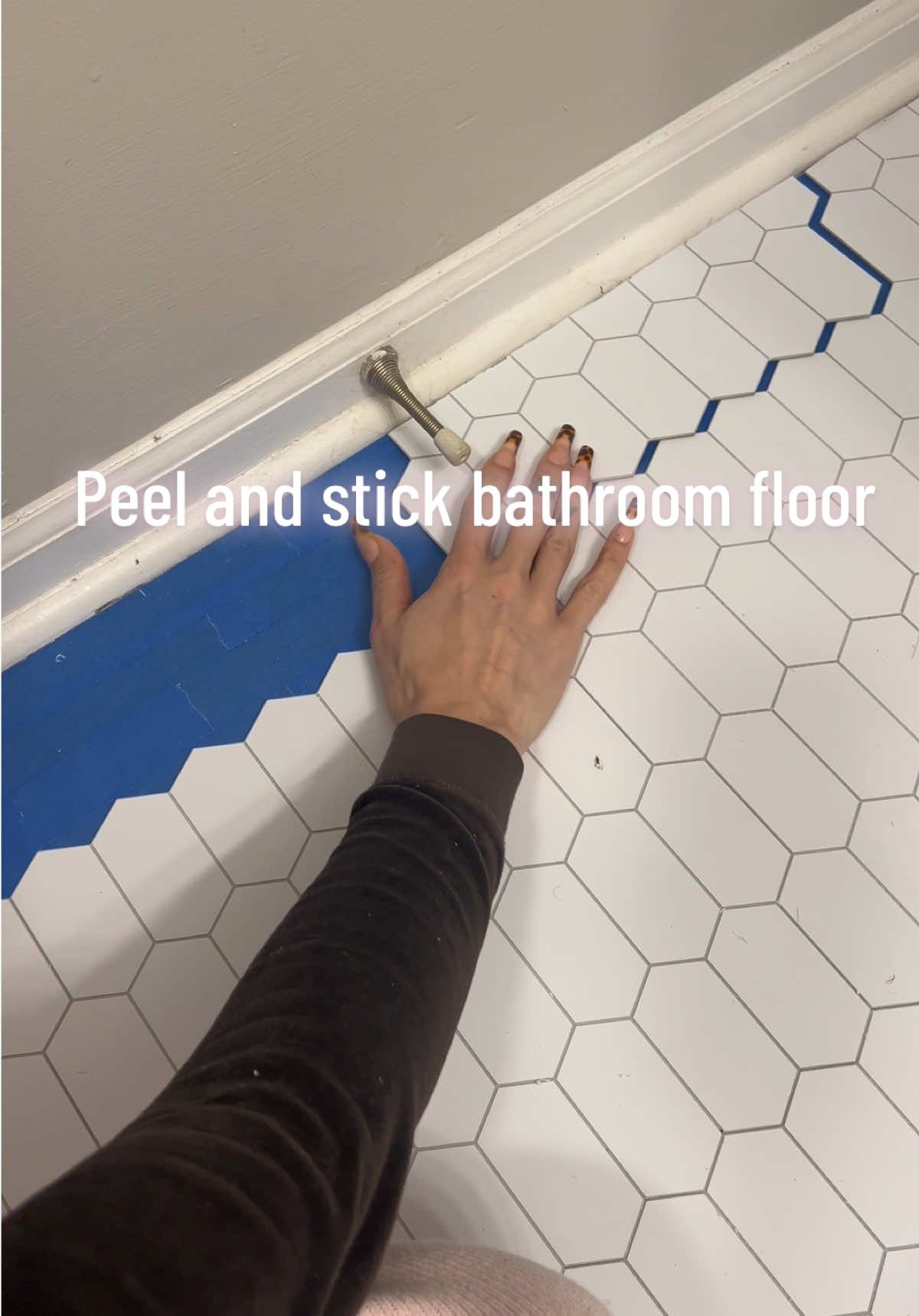 I feel like these peel and stick tiles completely changed the room and I’m so excited about it ✨ #homedecor #bathroommakeover 