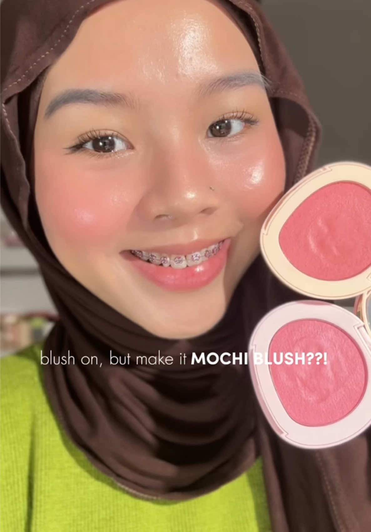 kataku kalo sukak bgt blush pink kuduu koleksi mochi blush bnb deh🫵🏻 #blush #makeuplook #BeautyTok #mochiblush #blushonviral #creatorsearchinsights #fypシ 