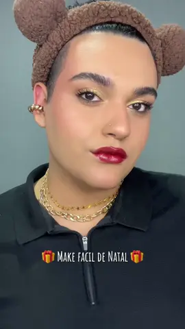 Maquiagem de Natal 🎄🎁 . . #marrychristmas #natal #makedenatal #makeup #fyp 
