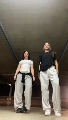 soaked | dc: @alexandra 🌟 #variablexcrew #dancer #dance #viral #foryou #fy #choreo #dancing #fürdich #dancechallenge #crew #power #dancetrends2024 #trends #dancetutorial 
