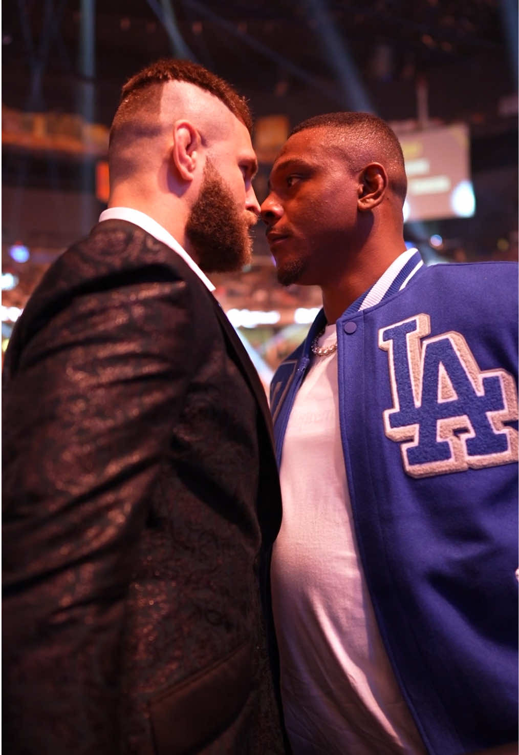 A matchup we get to see next month! 👀 #UFC #mma #jamahalhill #jiriprochazka 