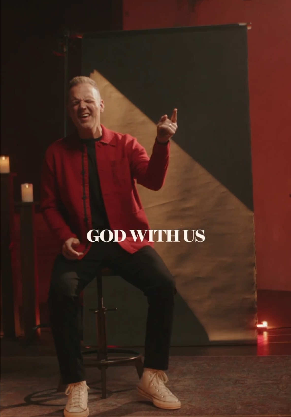 “For unto us a child is born, unto us a son is given” (Isaiah 9:6). So grateful for Jesus and the humble way he came into our world this Christmas. 🙏 #ChristianTikTok #ChristmasTikTok #Christmas #ChristmasMusic #HolidayMusic 