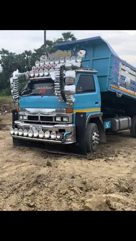 #รถดินเพชรบุรี #18y #npr115 