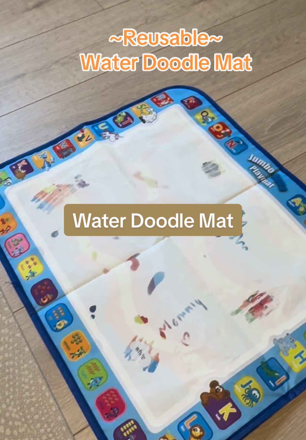Reusable water doodle mat #waterdoodlemat #watermarkers #waterplaymat #toddlerplaymat #playmat #doodlemat #reusablemarker #educationaltoy #artsandcrafts #coloring #coloringfortoddlers #toddlerscoloring #colors #learningcolors #watermat #toddlercraft #toddlerart #waterpainting #waterpaintingmat 