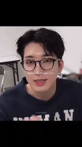 jeon wonwoo🙇‍♀️ #seventeen #seventeen세븐틴 #jeonwonwoo #wonwoo #fyp #wonwooedit #wonwooseventeen #ot13 #carat #svtcarat #seventeencarat #carats #seventeenedit #kpop #kpopfyp 