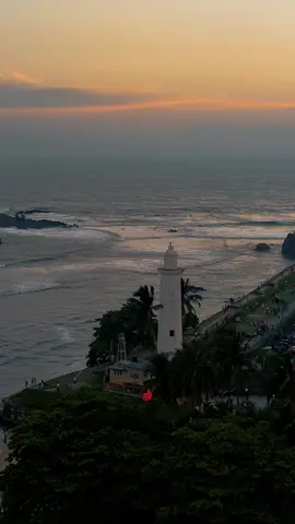 The iconic Galle Lighthouse 🌴🌊 A unique marvel of history and scenery!#galle #fyp #viralvideo #onemillionaudition #lighthouse #trendingvideo #srilanka 