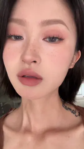 🤎perfect makeup companion #joocyee #joocyeelipstick #beautytoks #cbeauty #lipstickchallenge #makeup #blushtrend #quickmakeup #fyp 