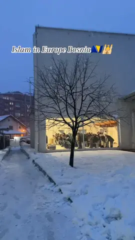 Most beautiful Azan in the world 💚🥺🎧 #Azan #fyp #prayer #foryou #islamic_video #bosniamuslim #islam #bosnia🇧🇦 #fypシ゚ #fyp #fyp #fyp #fyp #fyppppppppppppppppppppppp @Maher Zain 