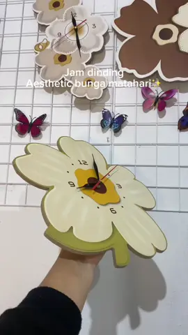 Lucu banget buat kamar lebih aesthetic🤩#jamdinding #hiasandinding #fypシ゚ #racuntiktok #fyppppppppppppppppppppppp 