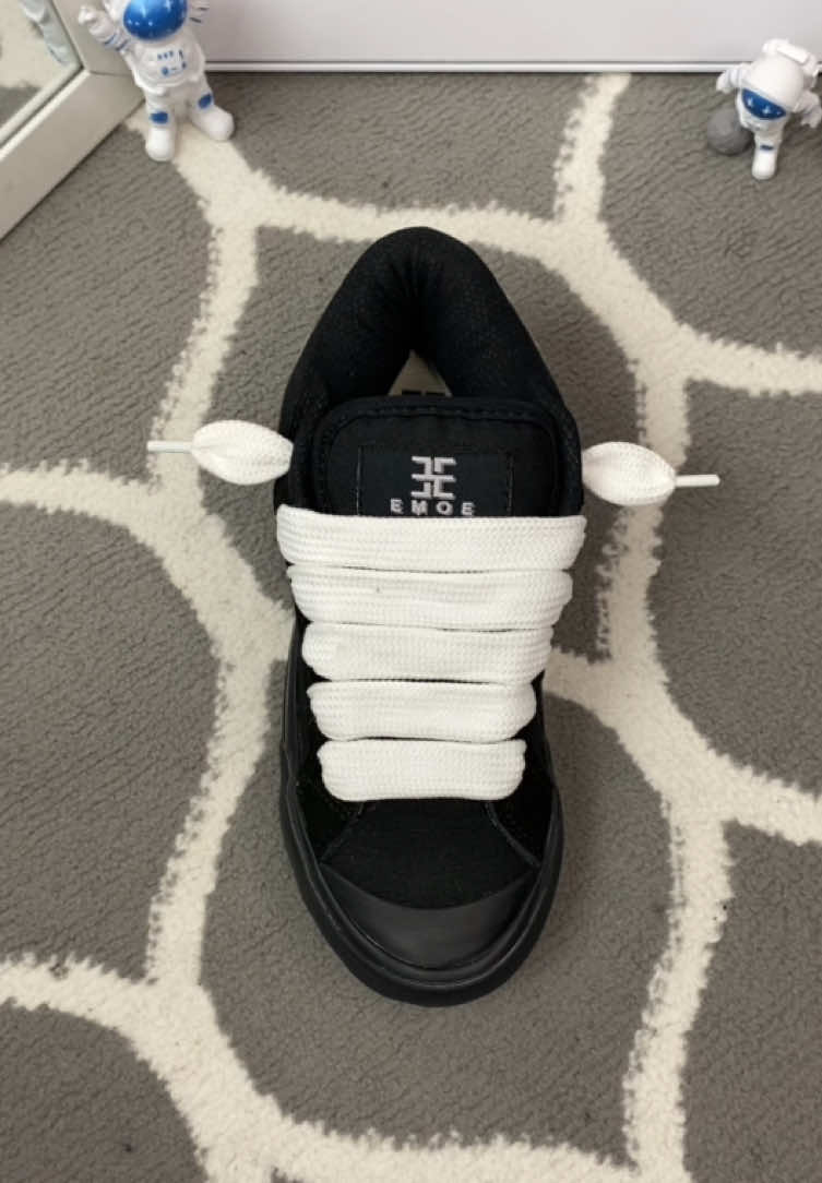 Ikat tali sepatu gemuk✨ #sepatu #brandlokal #tutorialtalisepatu #sepatugemuk #sepatugendut 