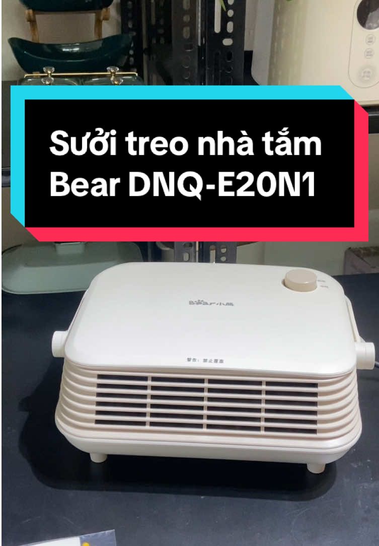 Một em máy sưởi treo tường mơi về của shop e ạ.#xuhuong #fyp #sươi #bear 
