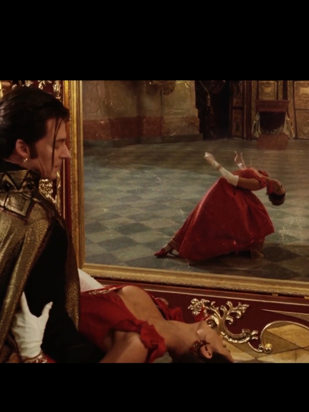 Is the mirror cg? How did they pull it off? 🎥Van Helsing(2004)