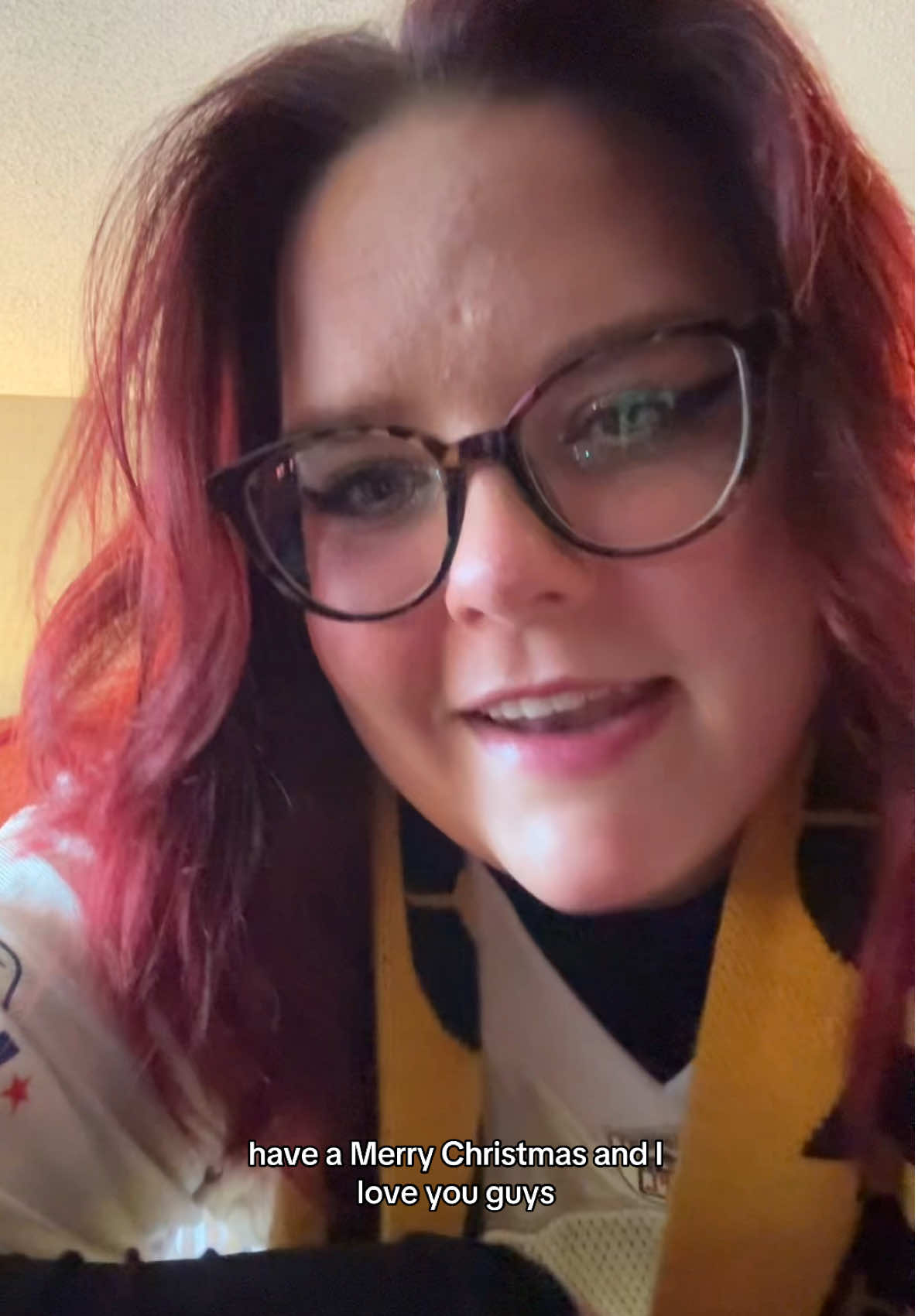 Merry Christmas 🎄❤️✨ (PS I didnt have time to proof read the captions so hopefully nothing weird pops up) #steelersvschiefs #christmasfootball #happyholidays 