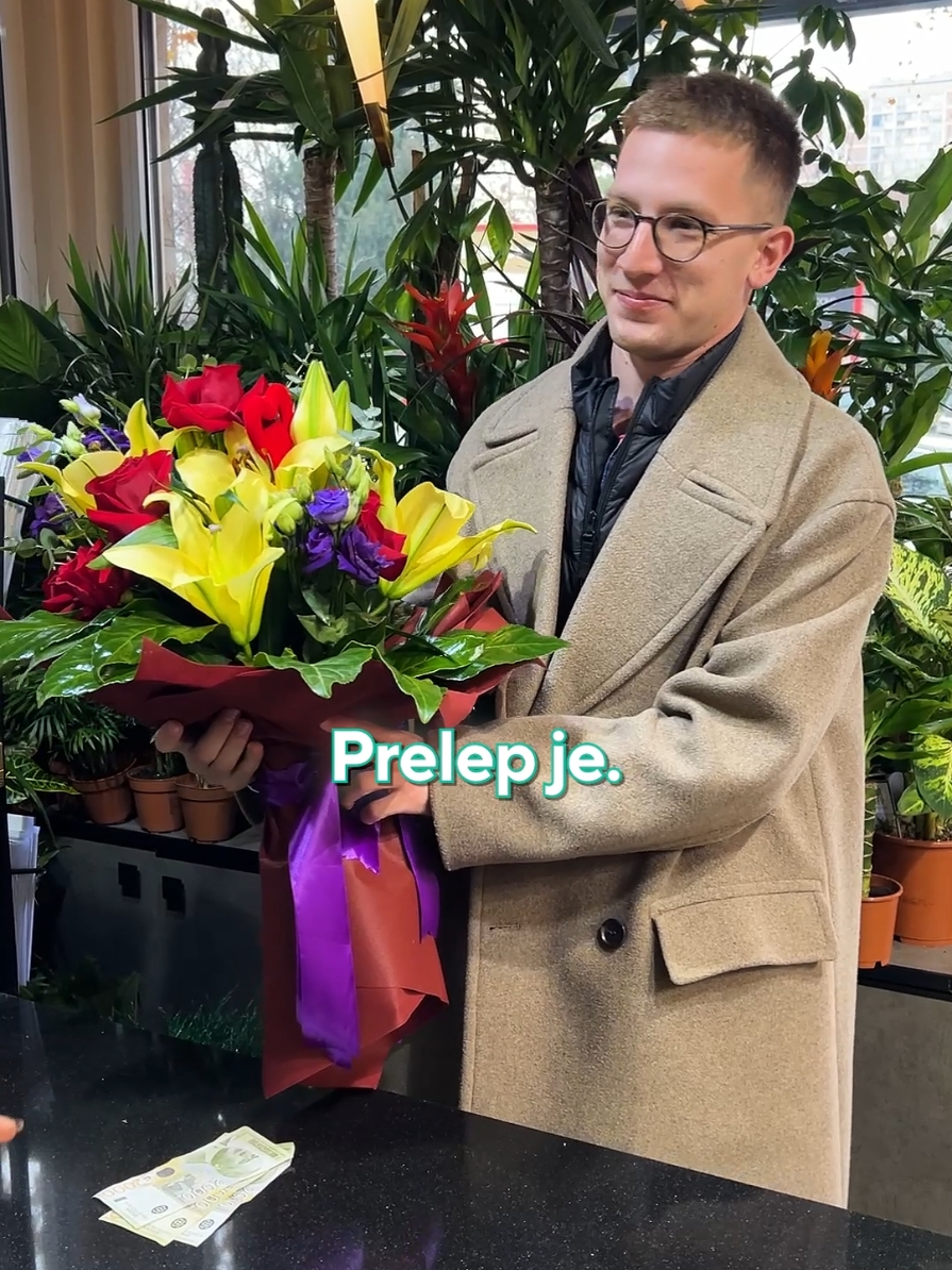 Ocenite u komentarima ovaj buket od 1-10!🌹 #fyp #cvecara #cvecarakazablanka #kazablanka #viral 