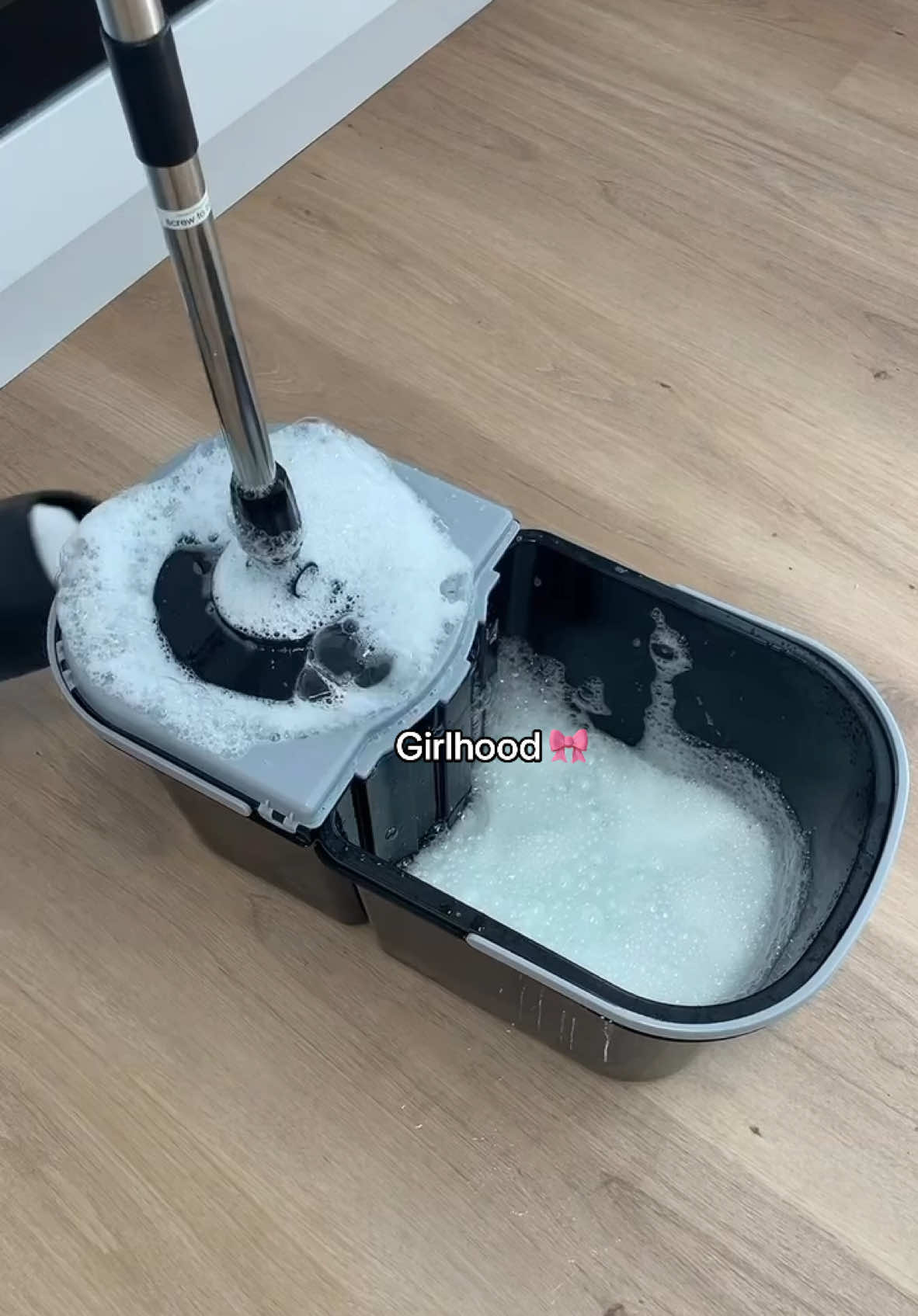 Girl therapy time 🎀🎀🎀 #pourtoi #nettoyage #cleanwithnjo #maisonpropre #nettoieavecmoi #girlhood #trendingvideo #nettoie #CleanTok #menagemaison #cleaning #cleanhome #clean #girltherapy #girls #menagefacile #menage #trendingvideo #viralvideos #fyp #foryourpages 