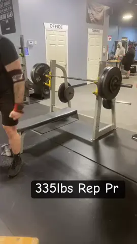 Worked my butt off to get to this point on the program now this coming sunday we shall max out on the bench this is going to be exciting im pump up for it #powerliftingmotivation #GymTok #hardwork #fyp #strenthtraining #noexcuses #benchpress #sbd #fitnessjourneycontinues @Kristin Newberry 