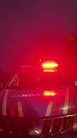 hayırlı akşamlar#astsubay #keşfet #viralvidyo #astsubay #jandrma #devriye #jandarmakomando #aşayiş #kadınjandarma 