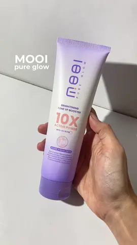 ga perlu khawatir lg kalau kulit belang atau warna ga merata, karena @MOOI Skincare punya brightening tone up booster yg mmg difungsikan untun permasalahan tsb, let’s try #bodylotion #lotionviral #lotionwhitening #brighteningskin #mooipureglow 