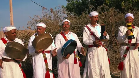 noujoum hyayna tissa 2024 نجوم الحياينة لفن الهيتي مع المقرطس وحميد 0639780442