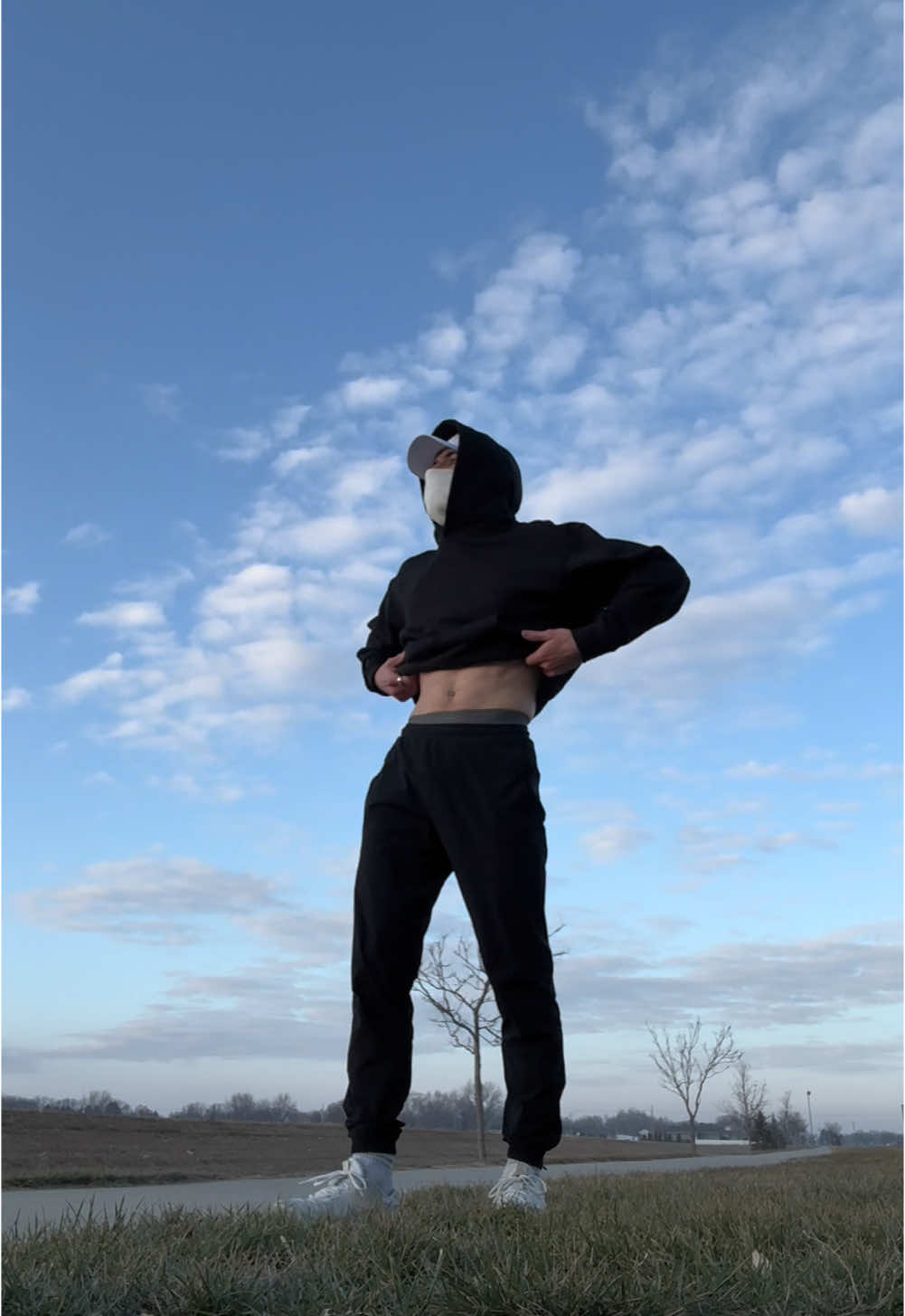 time to run off all the gingerbread cookies i ate  #Running #fitnessmodel 