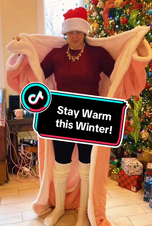 A wearable heating electric blanket??? Obsessed!!#CozyCountdown #SuperWishSeason  #creatorsearchinsights  Don't freeze this winter Get this electric wearable blanket! Save money and look fabulous! #electricblanket #TikTokShop #tiktokshopcybermonday #tiktokshopholidaydealst #tiktokmademebuyit #holidaygifts #giftsforher #giftsforhim #tiktokshopblackfriday #TikTokShop #sephoraalışverişim 