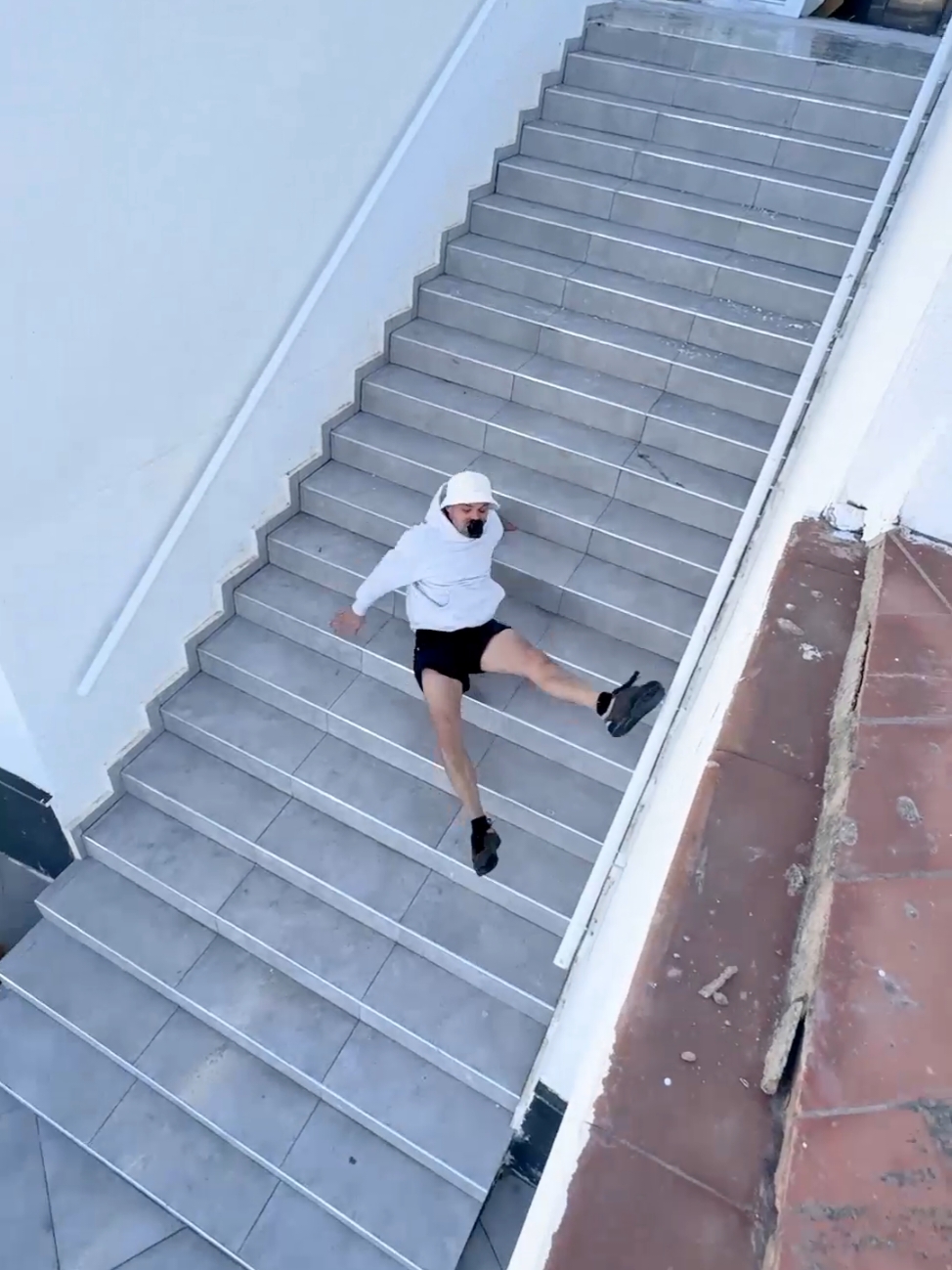 My 2024 fail compilation. 0 hospital visits this year, which is a success ✌️ #parkour #freerunning #parkourfail #fail 