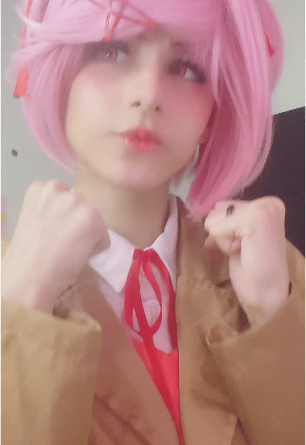 I'm not a dere, tsun-tsundere! #natsukicosplay #dokidokiliteratureclub #ddlccosplay #natsukiddlccosplay #viral #foryou #foyourpage 